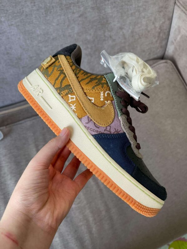 AF1 Travis Scott Giay Nike Air Force 1 Travis Scott hang Sieu Cap
