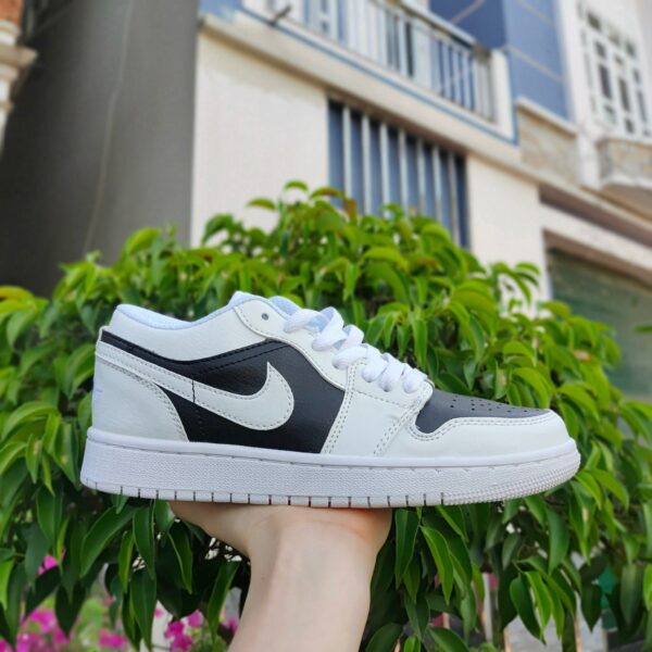 Giay Jordan Panda Trang Den Rep 11
