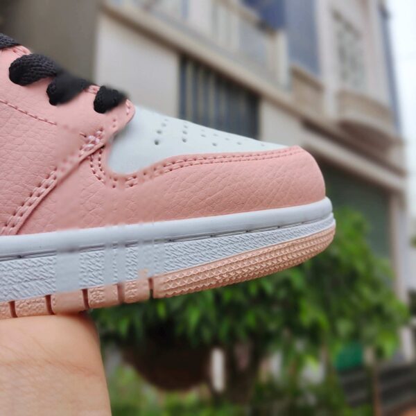 Giay Nike Air Jordan 1 Mid Pink Quartz Rep 11