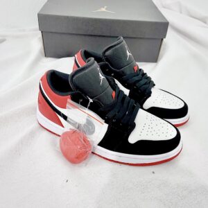 Jordan 1 Low Black Toe Do
