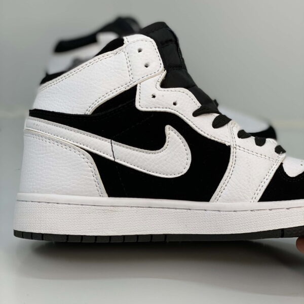 Jordan 1 Panda Jordan Trang Den scaled 1