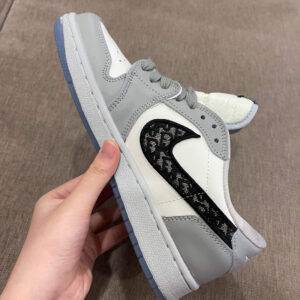 Jordan Dior Giay Nike Air Jordan 1 Retro Dior Co Thap