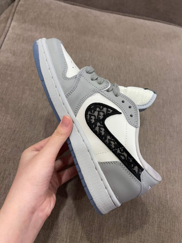 Jordan Dior Giay Nike Air Jordan 1 Retro Dior Co Thap