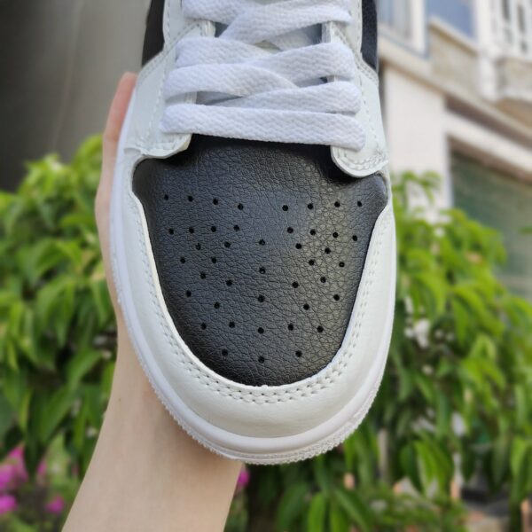 Mui giay Jordan Panda Nike Air Jordan 1 Low Panda Trang Den Rep 11