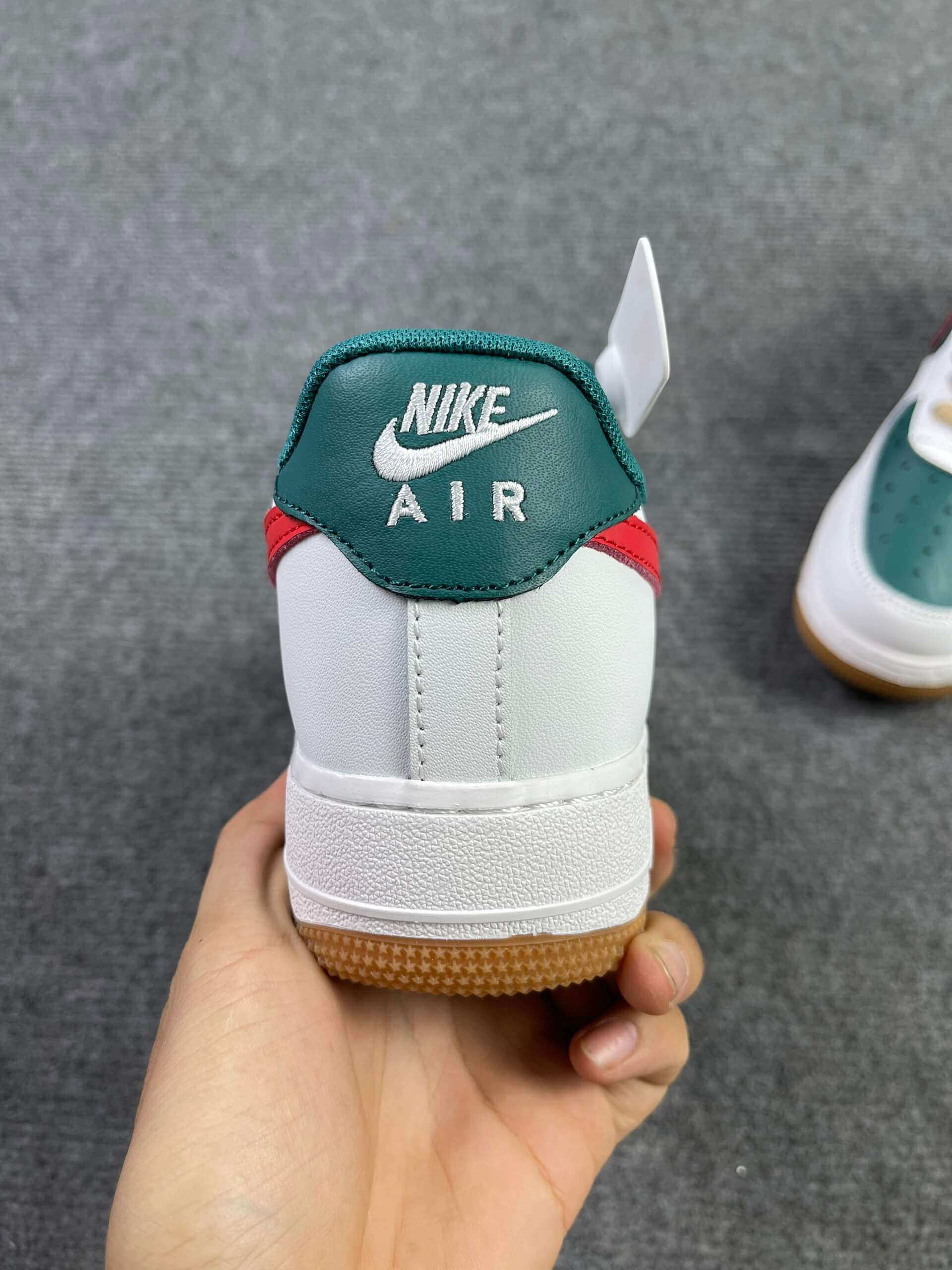 Nike-Air-Force-1-X-Gucci.jpg Nike Air Force 1 x Gucci