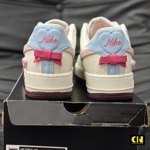 Giay Af1 Valentine 2026 White Pink Blue Giày AF1 Valentine 2026 White Pink Blue