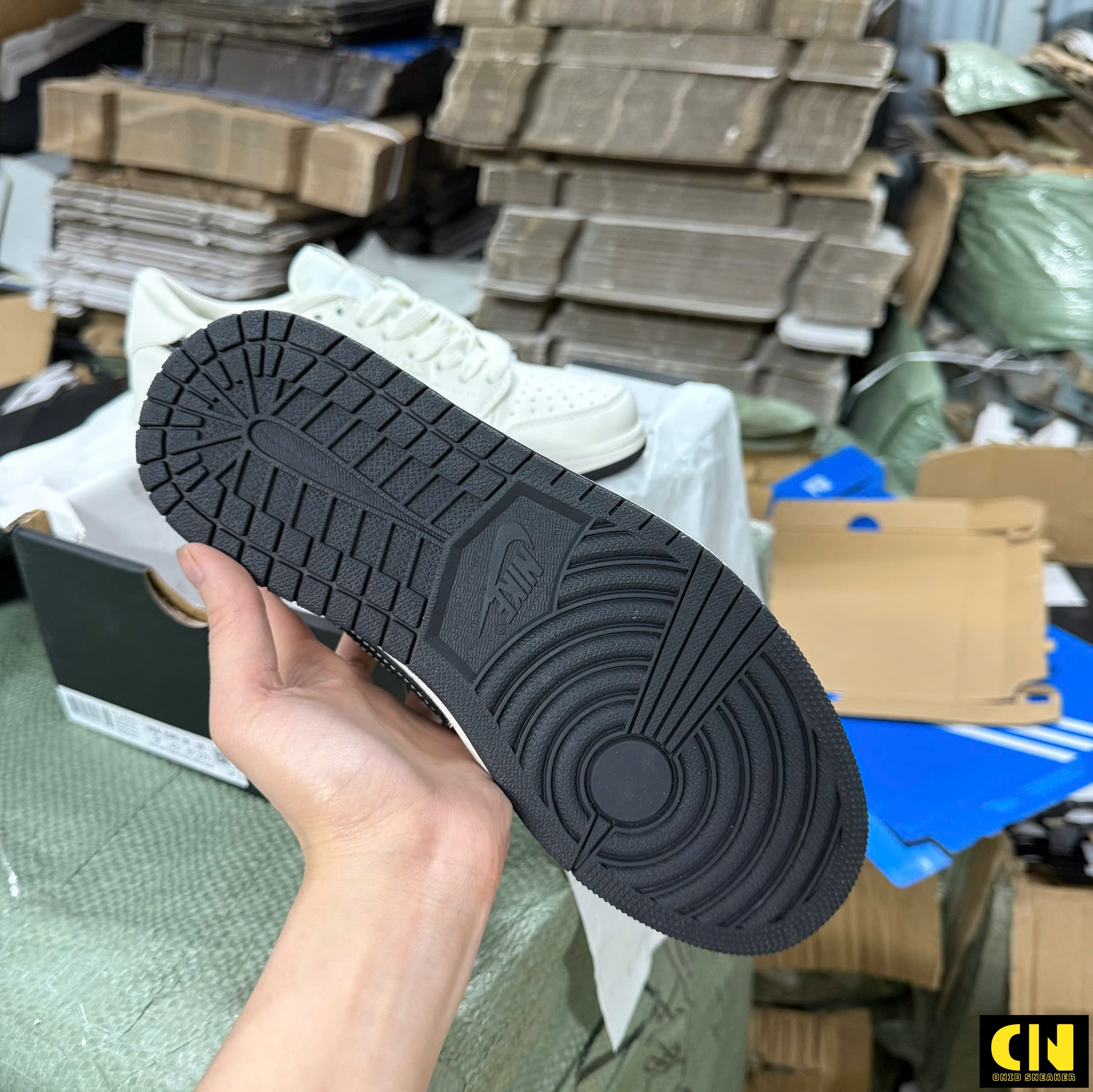 Giày Air Jordan 1 Low Travis Scott Stussy White Black Leather Giày Air Jordan 1 Low Travis Scott Stussy White Black Leather