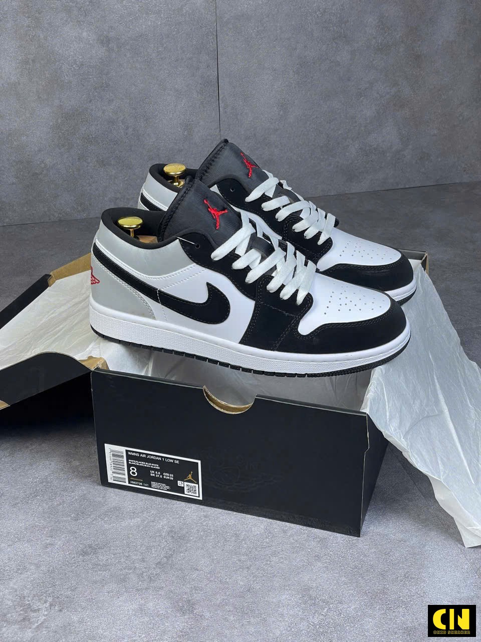 Giày Jd1 Phản Quang Silver Metallic Trắng Xám Đỏ Giày JD1 Phản Quang Silver Metallic Trắng xám Đỏ