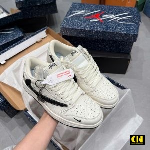 Giay Jordan 1 Low Travis Scott Stussy White Black Cao Cap Giày Jordan 1 Low Travis Scott Stussy White Black Cao Cấp