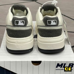 Giay Mlb Chunky Liner Denim Pocket Ny Yankees Black Gray Giày MLB Chunky Liner Denim Pocket NY Yankees Black Gray