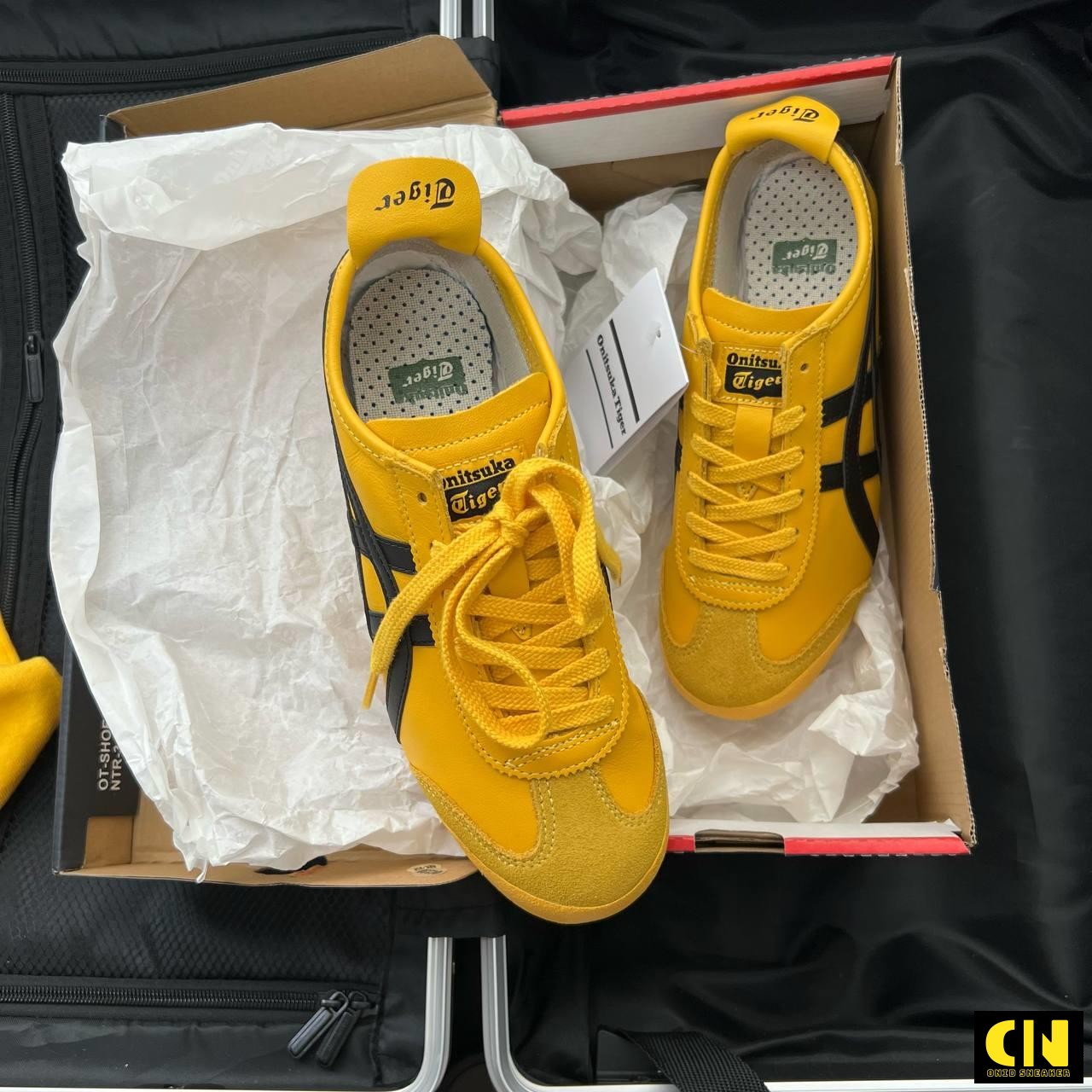 Giày Mexico 66 White Yellow Black Special Giày Mexico 66 White Yellow Black Special