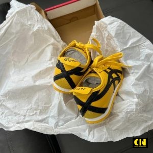 Giay Mexico 66 Yellow Black Original Design Giày Mexico 66 Yellow Black Original Design