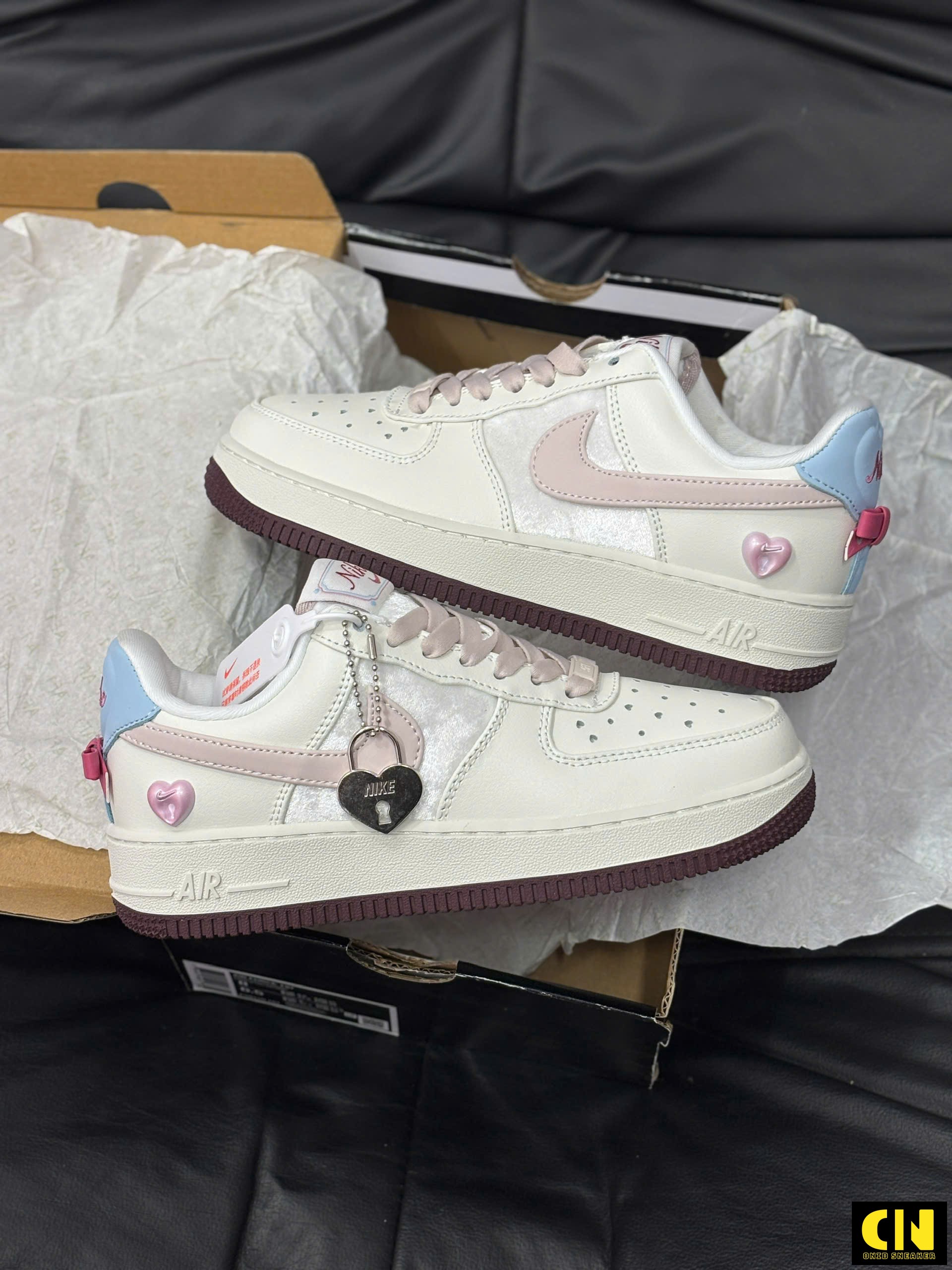 Giày Nike Air Force 1 Valentines Day 2026 Giày Nike Air Force 1 Valentines Day 2026
