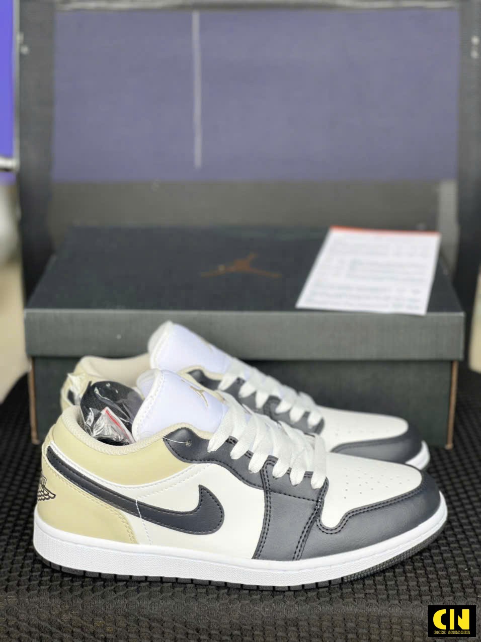 Giày Nike Air Jordan 1 Low Gs White Rattan Black Giày Nike Air Jordan 1 Low GS White Rattan Black