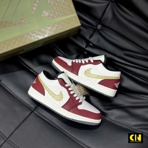 Giay Nike Air Jordan 1 Low Phoi Mau Trang Do Ruou Giày Nike Air Jordan 1 Low Phối Màu Trắng Đỏ Rượu