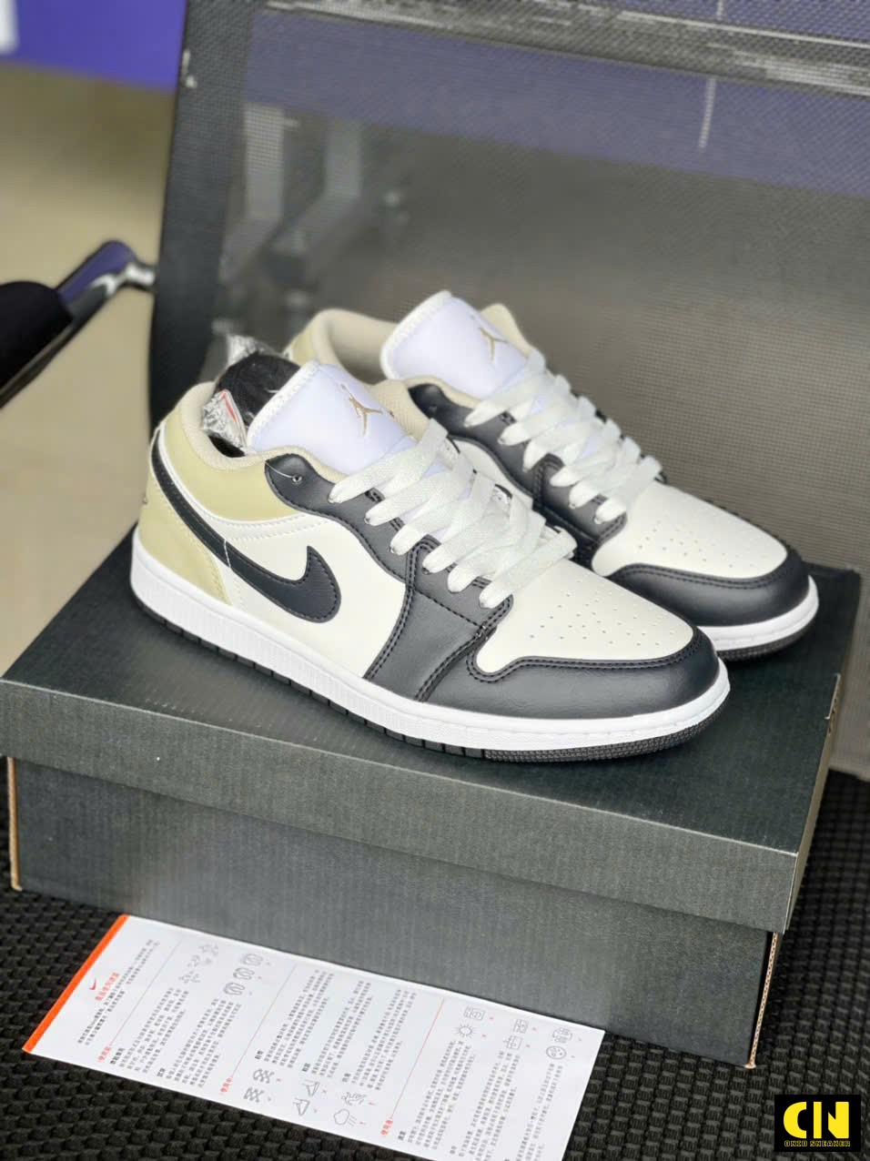 Giày Nike Jordan 1 Low Rattan Trắng Đen Be Giày Nike Jordan 1 Low Rattan Trắng Đen Be