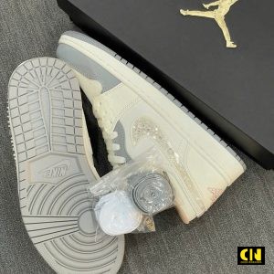 Giay Nike Jordan 1 Low Sail Soft Pearl White Gray Giày Nike Jordan 1 Low Sail Soft Pearl White Gray