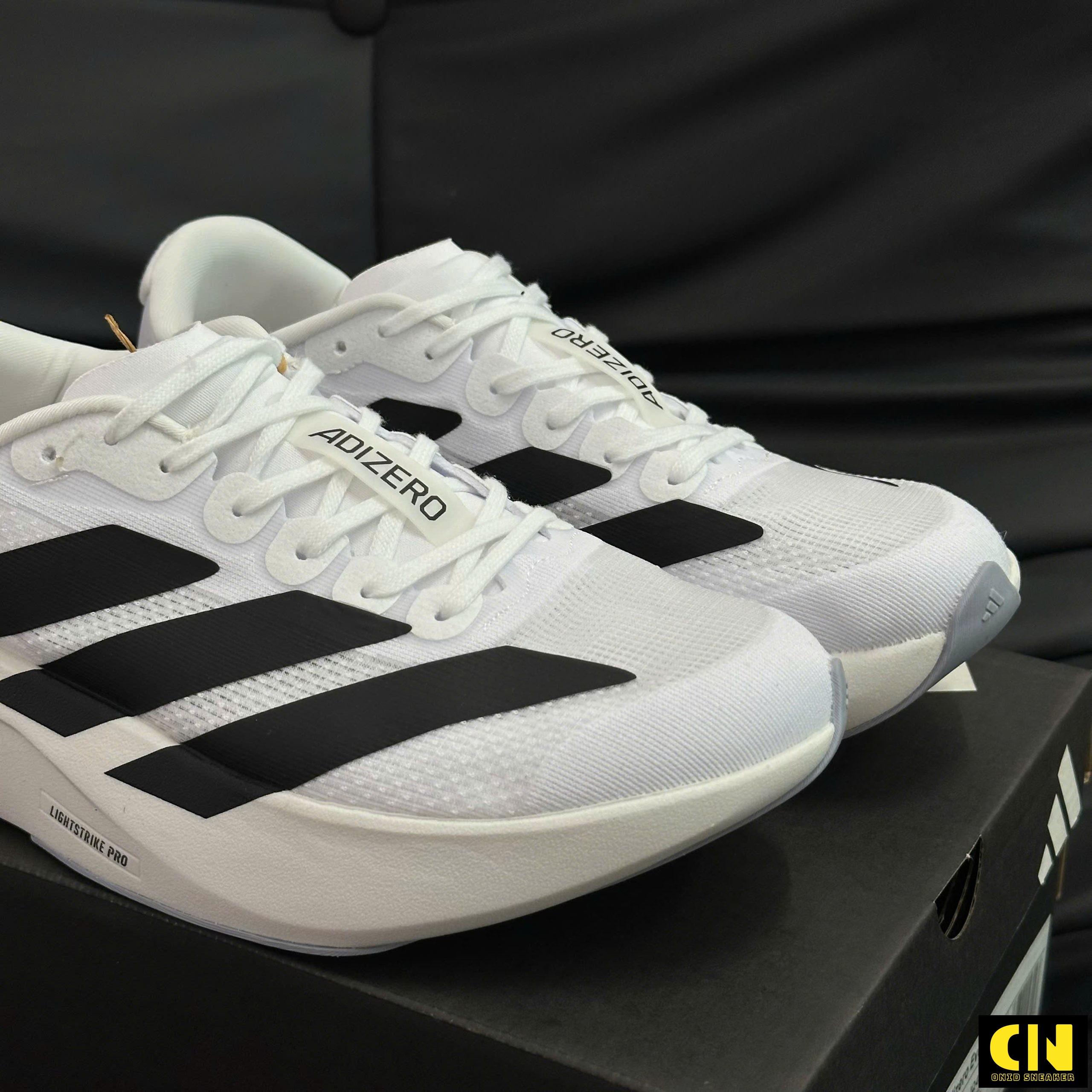 Giày Adidas Evo Sl Trắng Đen Đế Lightstrike Pro Giày Adidas Evo SL Trắng Đen Đế Lightstrike Pro