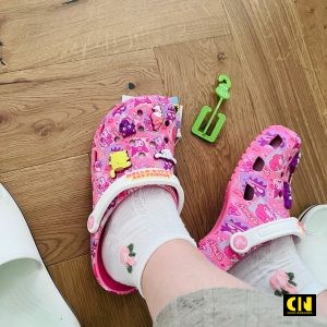 Dep Suc Crocs Classic Hello Kitty Trang Hong Dép Sục Crocs Classic Hello Kitty Trắng Hồng