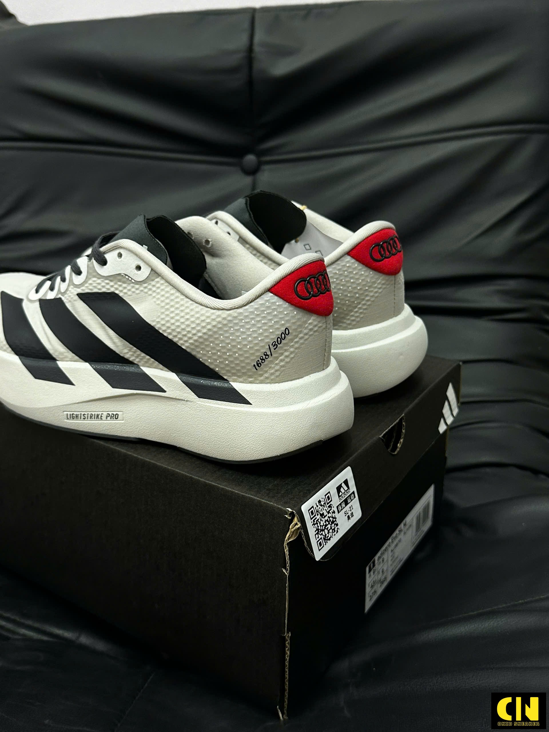 Giày Adidas Adizero Evo Sl Màu Xám Đen Giá Tốt Giày Adidas Adizero Evo SL Màu Xám Đen Giá Tốt