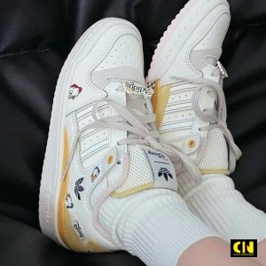 Giay Adidas Forum Low Disney Trang Vang Giày Adidas Forum Low Disney Trắng Vàng