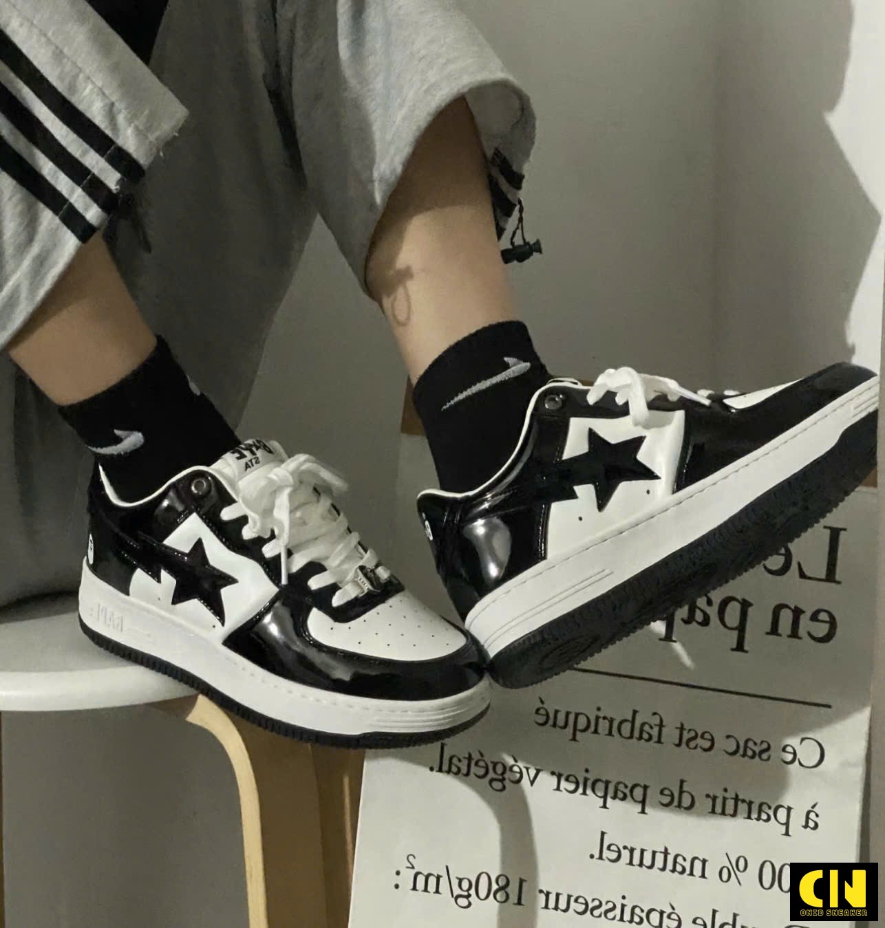 Giày Bape Sta Màu Trắng Đen Da Bóng Cao Cấp Giày Bape Sta Màu Trắng Đen Da Bóng Cao Cấp