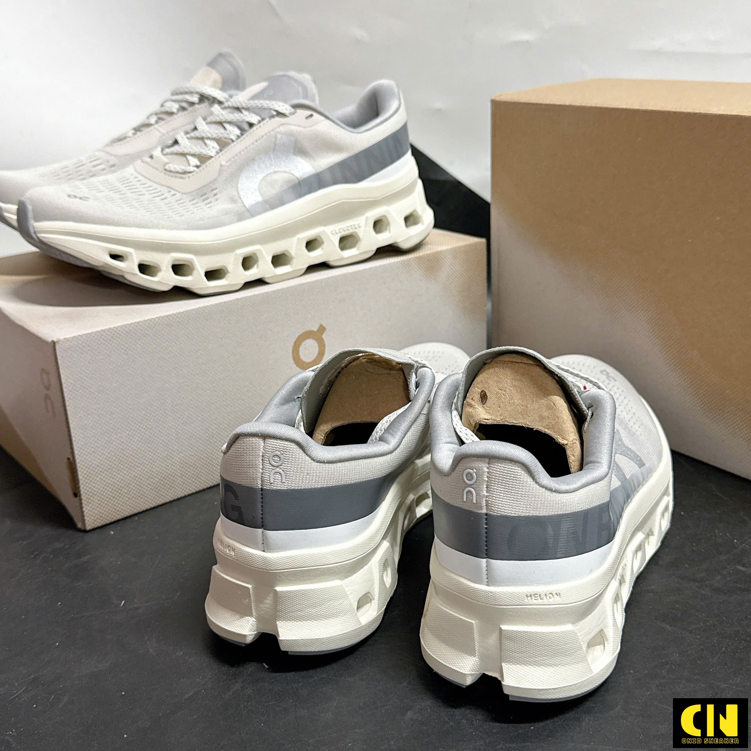 Giày Chạy Bộ On Running Cloudmonster Pearl Ivory Giày Chạy Bộ On Running Cloudmonster Pearl Ivory