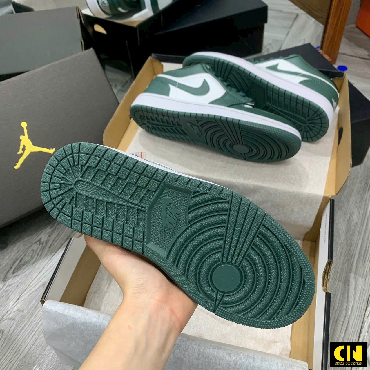 Giày Jordan 1 Low Màu Trắng Xanh Ngọc Giày Jordan 1 Low Màu Trắng Xanh Ngọc