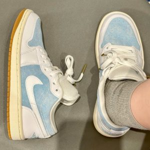 Giay Jordan 1 Low Se Worn Blue Trang Xanh Giày Jordan 1 Low SE Worn Blue Trắng Xanh