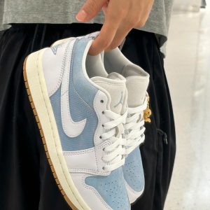 Giay Jordan 1 Low Se Worn Blue Trang Xanh Full Box Bill Giày Jordan 1 Low SE Worn Blue Trắng Xanh Full Box Bill
