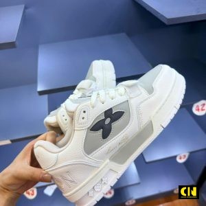 Giay Louis Vuitton Lv Trainer Mau Trang Be Cao Cap Giày Louis Vuitton LV Trainer Màu Trắng Be Cao Cấp