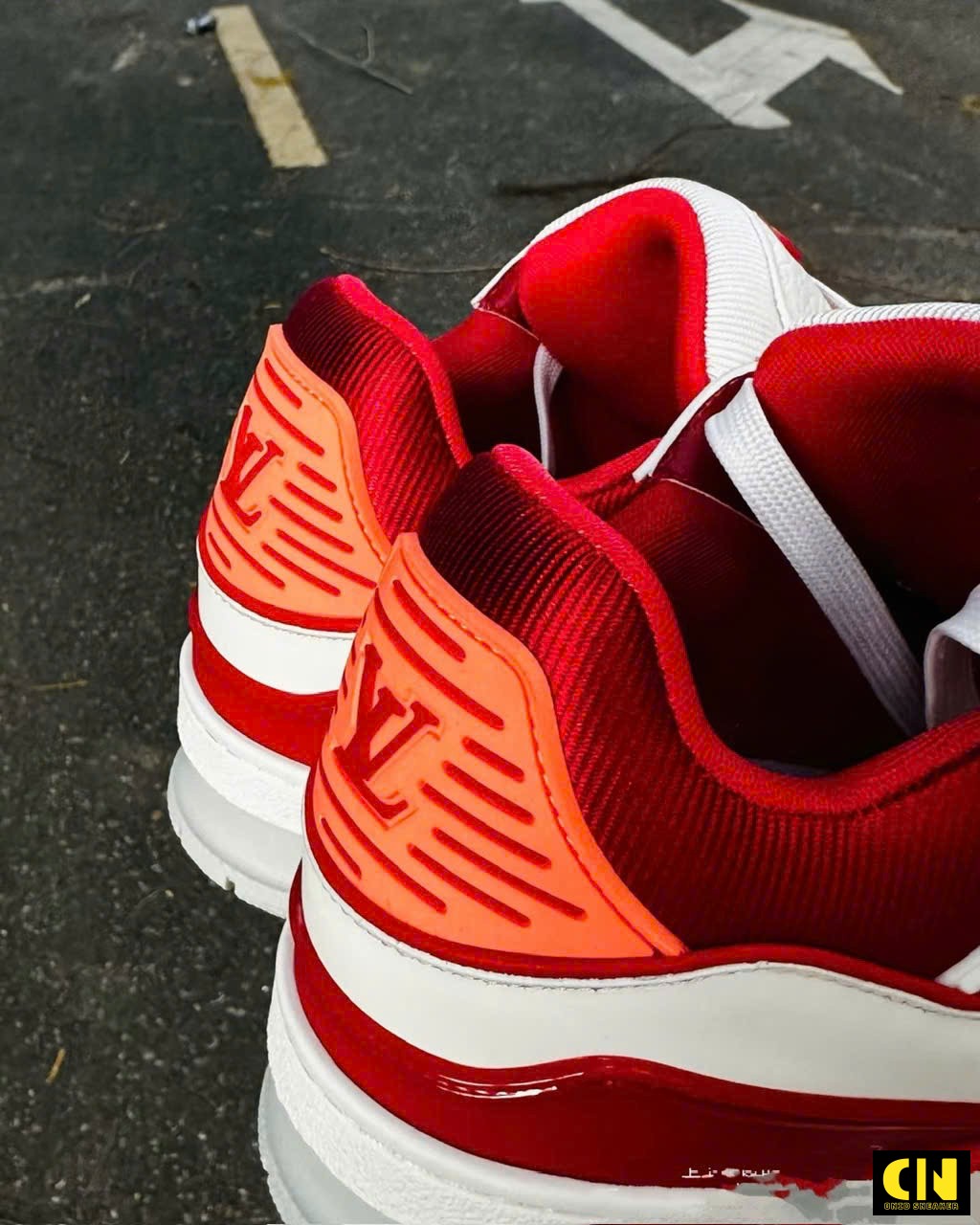 Giày Louis Vuitton Lv Trainer Màu Trắng Đỏ Giày Louis Vuitton LV Trainer Màu Trắng Đỏ