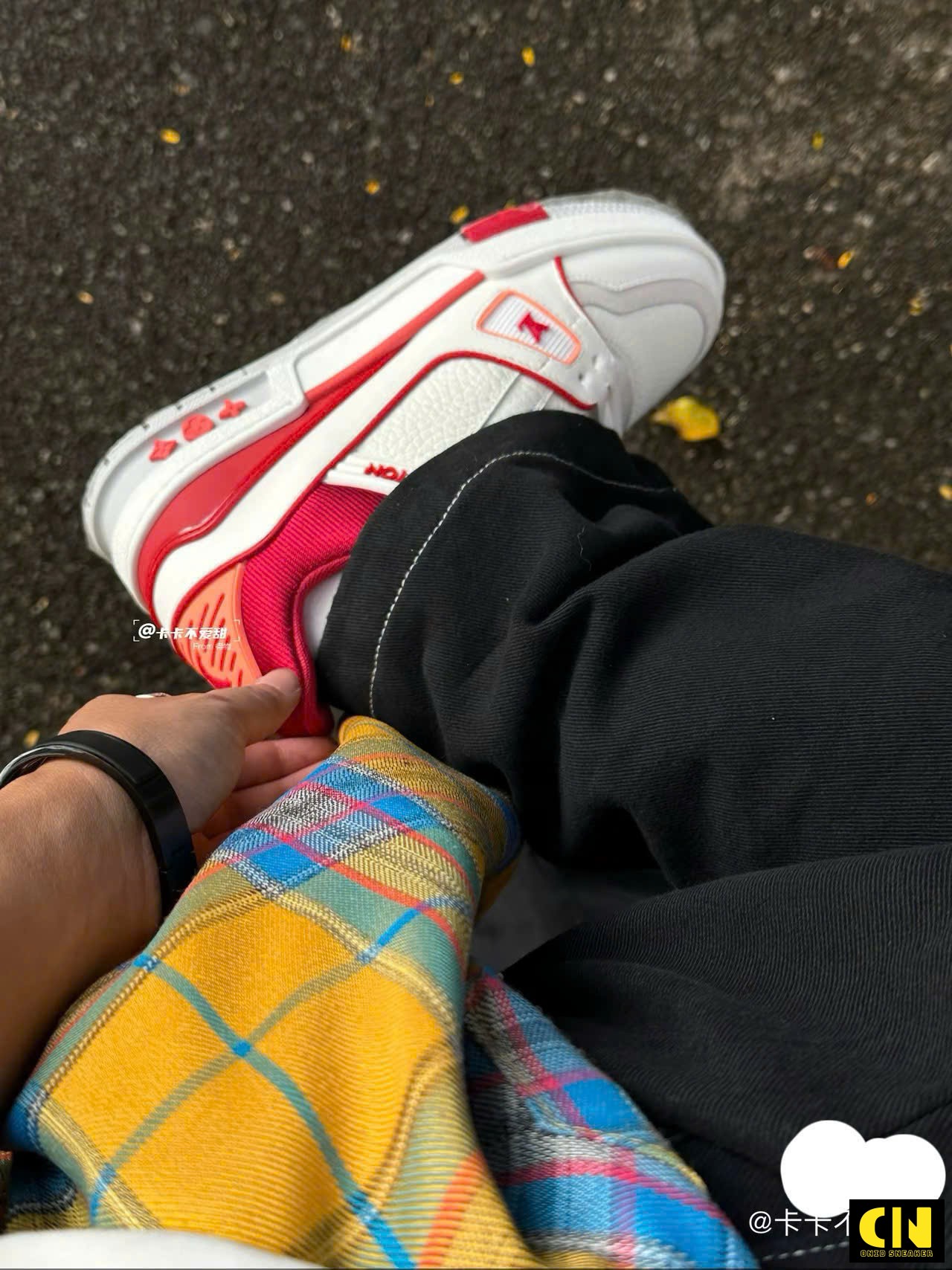 Giày Louis Vuitton Lv Trainer Trắng Đỏ Full Box Giày Louis Vuitton LV Trainer Trắng Đỏ Full Box