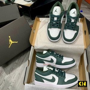 Giay Nike Air Jordan 1 Low Galactic Jade Giày Nike Air Jordan 1 Low Galactic Jade