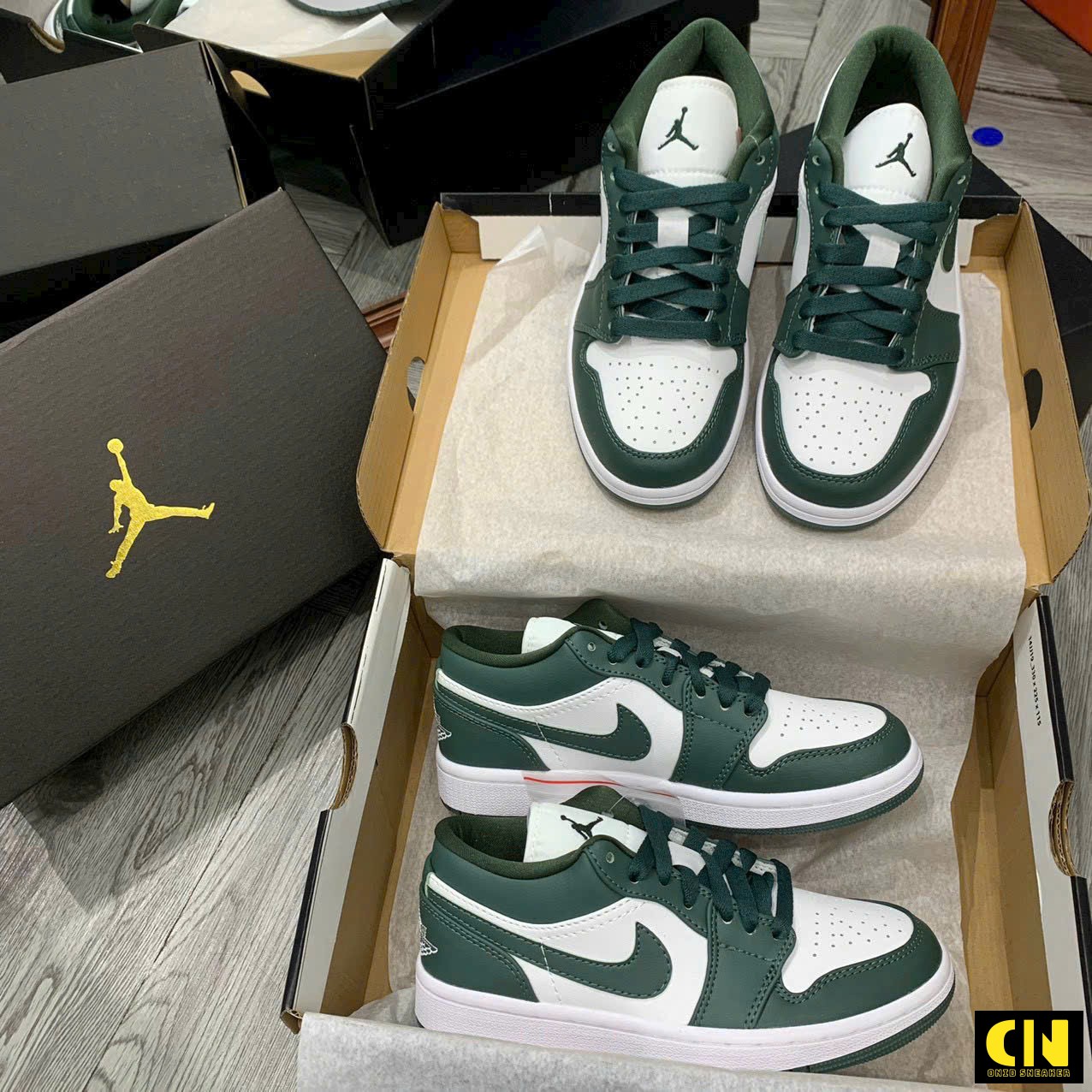 Giày Nike Air Jordan 1 Low Galactic Jade Giày Nike Air Jordan 1 Low Galactic Jade
