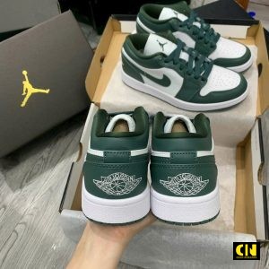 Giay Sneaker Nike Jordan 1 Galactic Jade Co Thap Giày Sneaker Nike Jordan 1 Galactic Jade Cổ Thấp