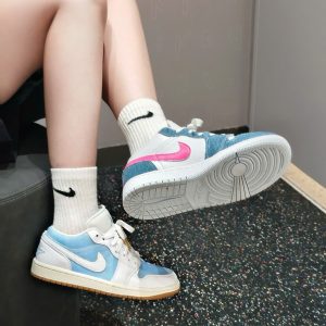 Giay Sneaker Nike Jordan 1 Low Se Worn Blue Giày Sneaker Nike Jordan 1 Low SE Worn Blue