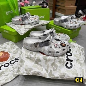 Dep Clog Unisex Crocs Classic Clog Bape Gray Camo Dép Clog Unisex Crocs Classic Clog Bape Gray Camo