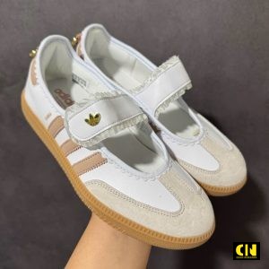 Giay Adidas Samba Jane Mau Trang Kem Soc Hong Giày Adidas Samba Jane Màu Trắng Kem Sọc Hồng