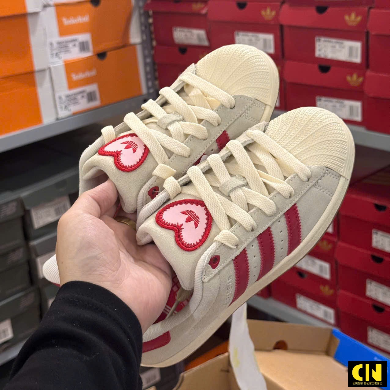 Giày Adidas Superstar Ii Màu Trắng Kem Sọc Hồng Sandy Giày Adidas Superstar II Màu Trắng Kem Sọc Hồng Sandy