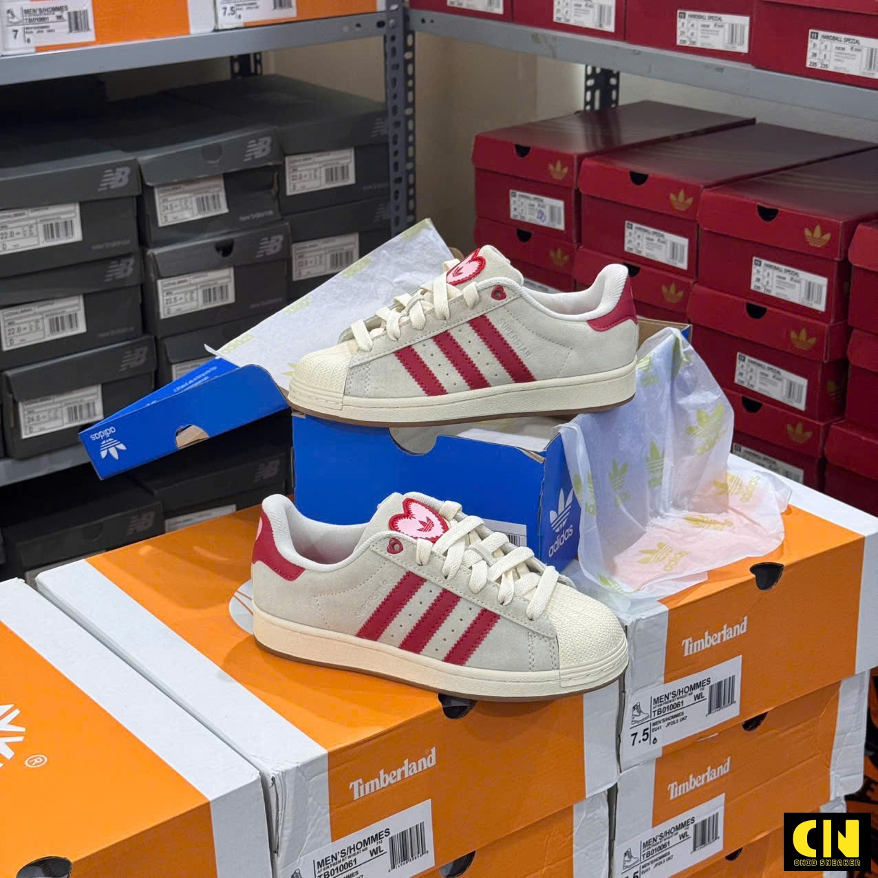 Giày Adidas Superstar Ii Valentine's Day Cream White Giày Adidas Superstar II Valentine's Day Cream White