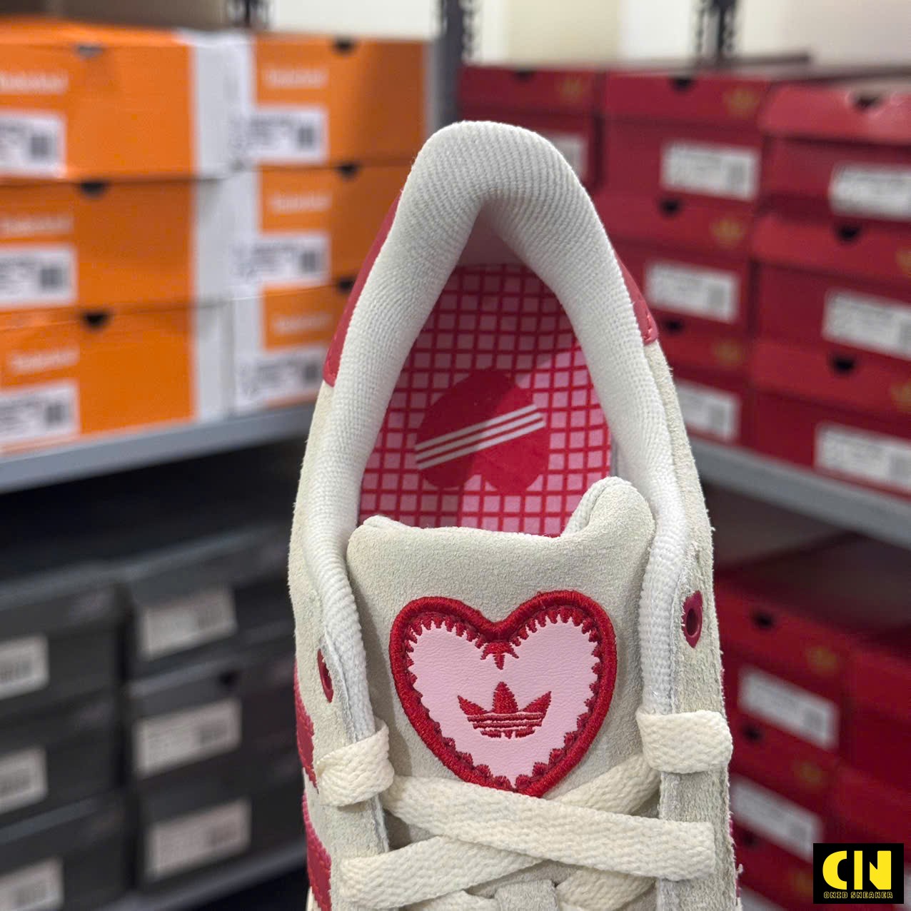 Giày Adidas Superstar Ii Valentine'S Day Màu Kem Hồng Trái Tim Giày Adidas Superstar II Valentine's Day Màu Kem Hồng Trái Tim
