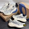 Giay Asics Novablast 5 Standard Oatmeal Giày Asics Novablast 5 Standard Oatmeal