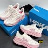 Giay Chay Bo Nu Hoka Clifton 10 Wide Road Rose Cream Giày Chạy Bộ Nữ Hoka Clifton 10 Wide Road Rose Cream
