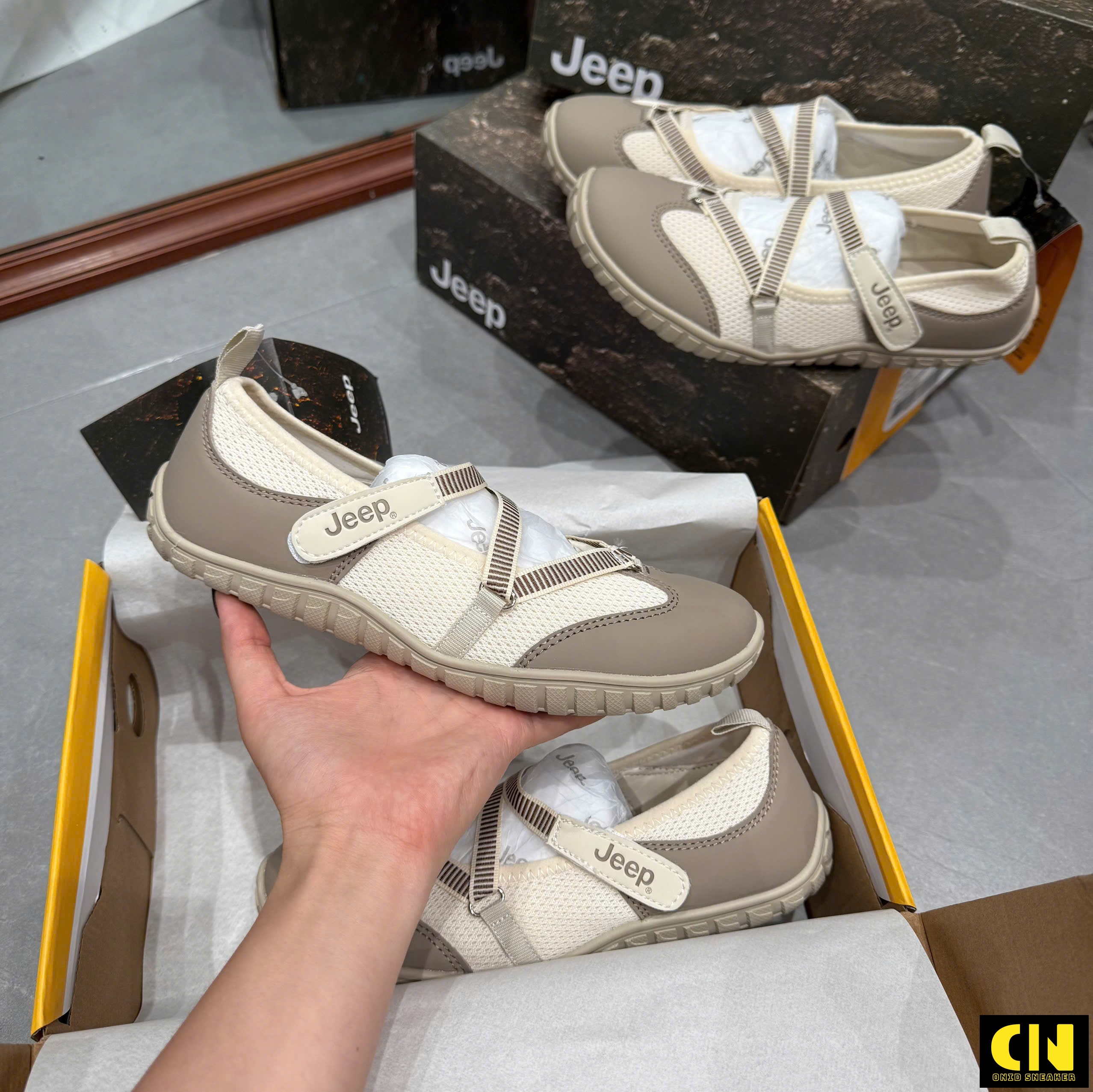 Giày Jeep Outdoor Low Top Beige Cream Giày Jeep Outdoor Low Top Beige Cream