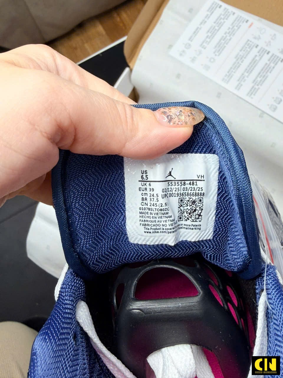 Giày Jordan 1 Low Bản Trắng Xanh Navy Hồng Giày Jordan 1 Low Bản Trắng Xanh Navy Hồng