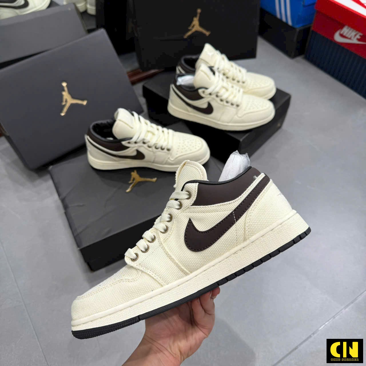 Giày Jordan 1 Low Phối Màu Nâu Kem Vintage Cho Nam Nữ Giày Jordan 1 Low Phối Màu Nâu Kem Vintage Cho Nam Nữ