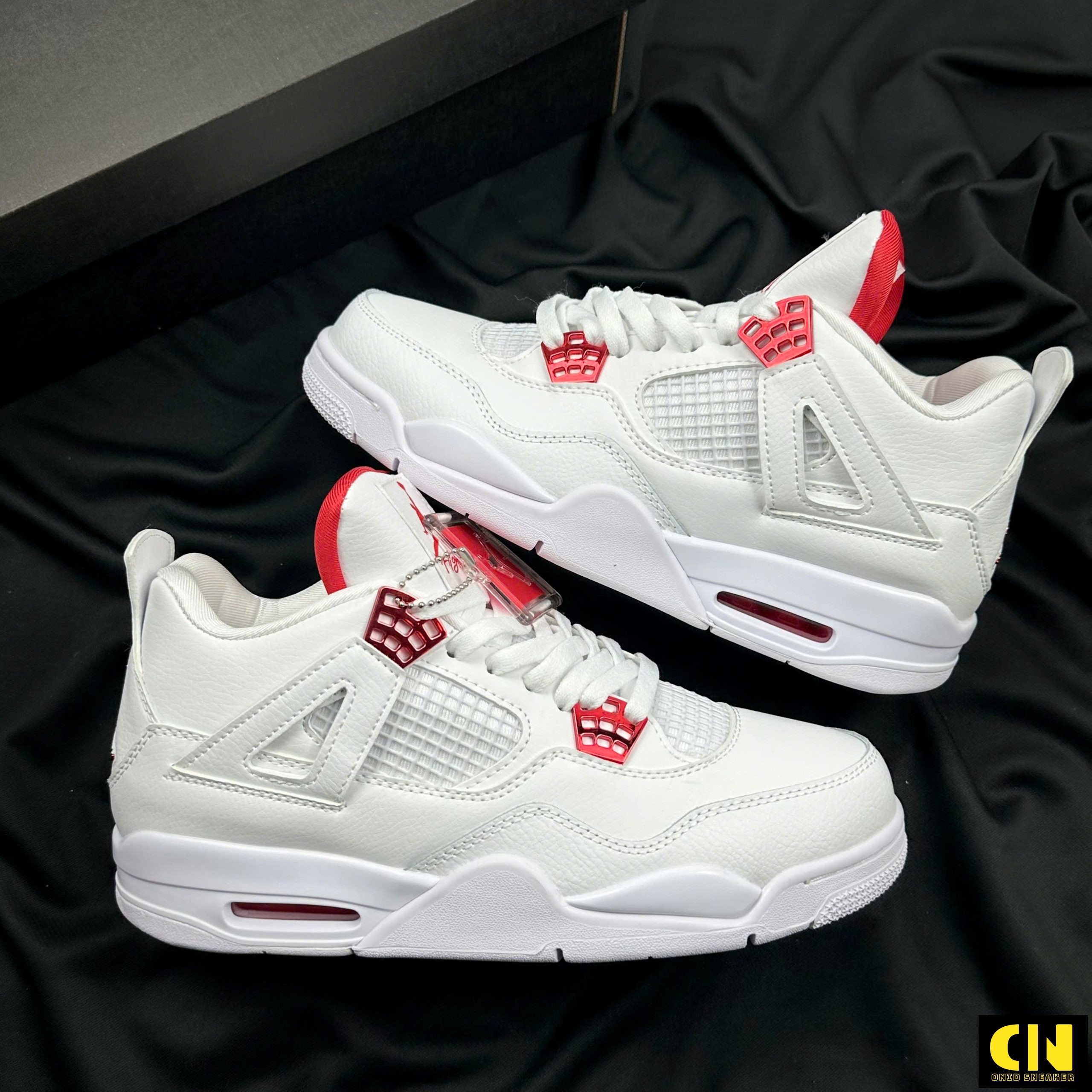 Giày Jordan 4 Bản Đặc Biệt Phối Màu Metallic Pack White Red Giày Jordan 4 Bản Đặc Biệt Phối Màu Metallic Pack White Red
