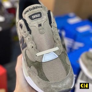Giay New Balance 992 Jjjjound Xam Reu Silver Giày New Balance 992 JJJJound Xám Rêu Silver