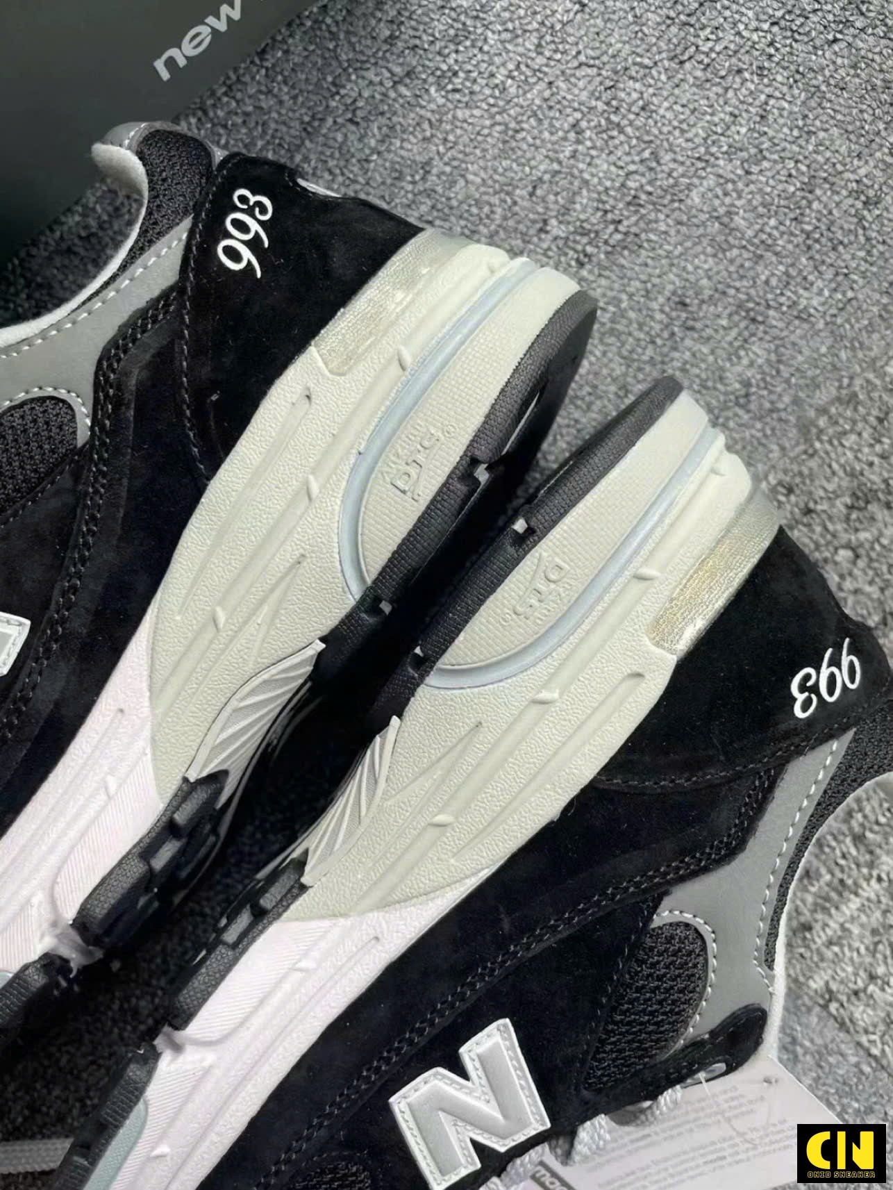 Giày New Balance 993 Classic Black Full Box Giày New Balance 993 Classic Black Full Box